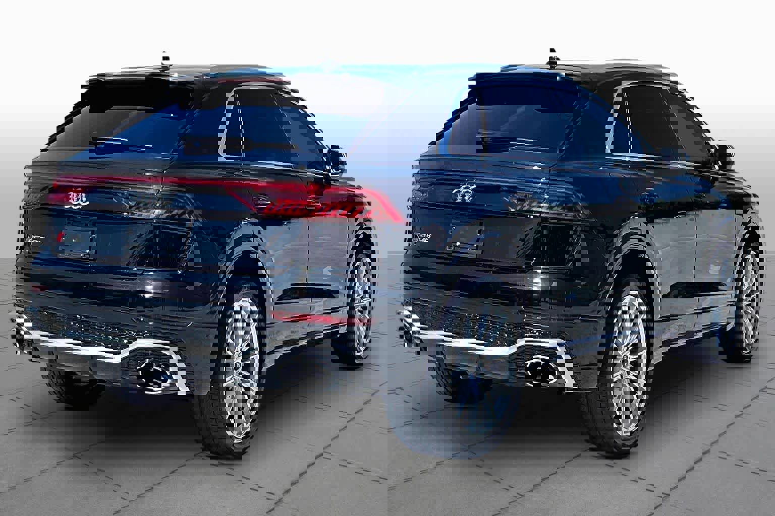 Used 2023 Audi RS Q8 AWD/4WD image 12