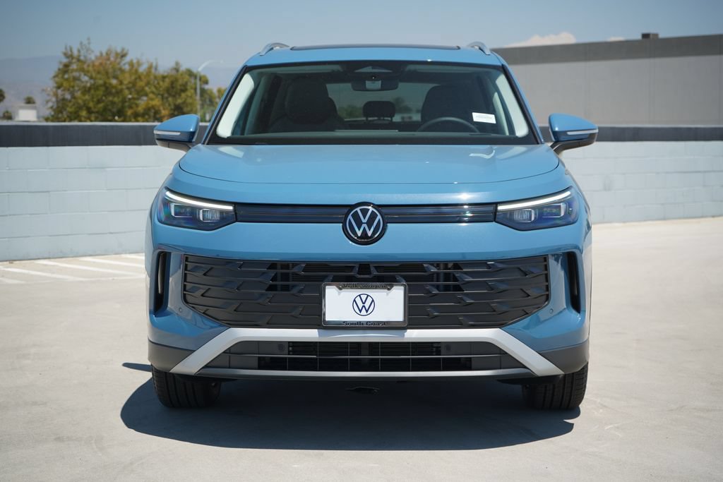 New 2026 Volkswagen Tiguan SE FWD image 5