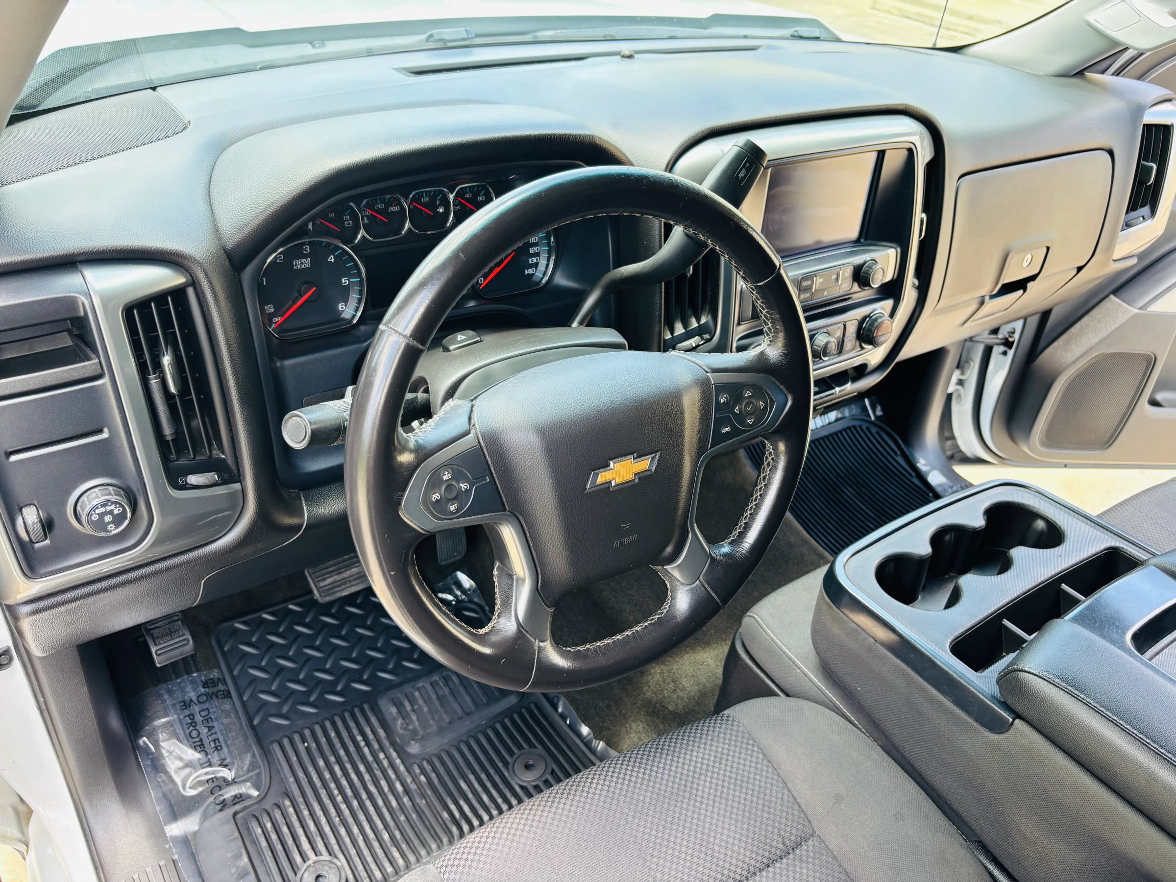 Used 2018 Chevrolet Silverado 1500 LT w/ LT Eassist Package RWD image 33