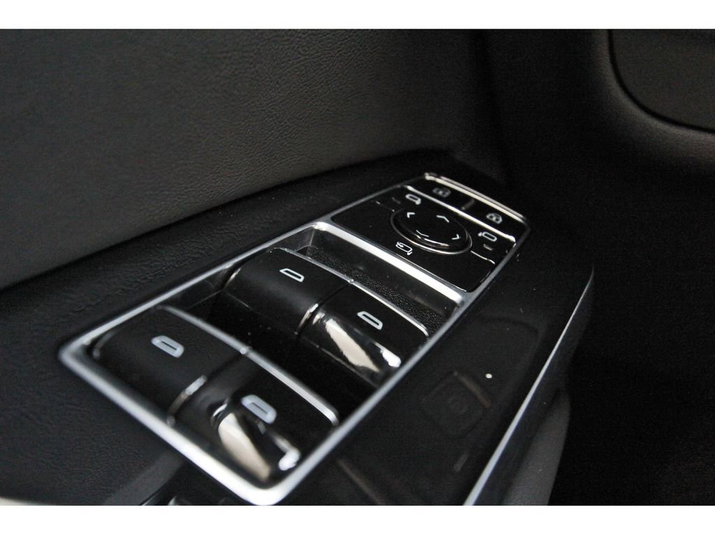 New 2026 Cadillac Escalade ESV Luxury w/ Touring Package AWD/4WD image 16