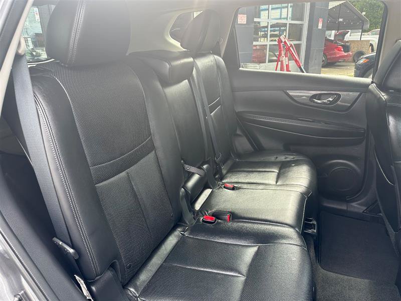 Used 2014 Nissan Rogue SL w/ SL Premium Package AWD/4WD image 16