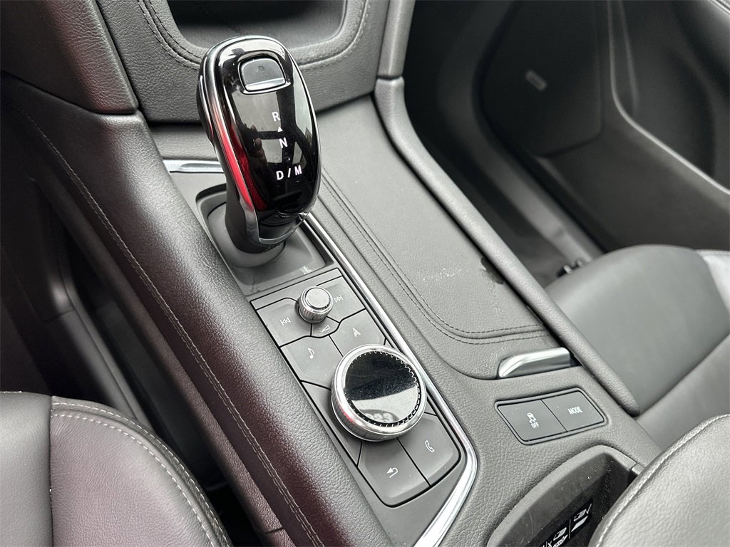 Used 2023 Cadillac XT6 Premium Luxury w/ Technology Package image 33