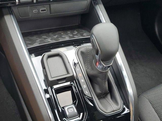 New 2026 GMC Canyon Elevation w/ Technology Package RWD image 28