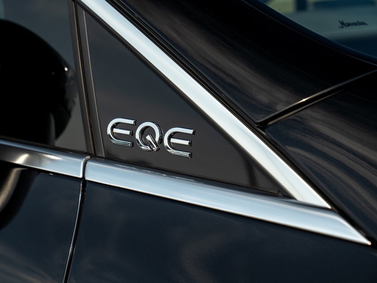 Certified 2023 Mercedes-Benz EQE 350+ 4MATIC SUV image 11