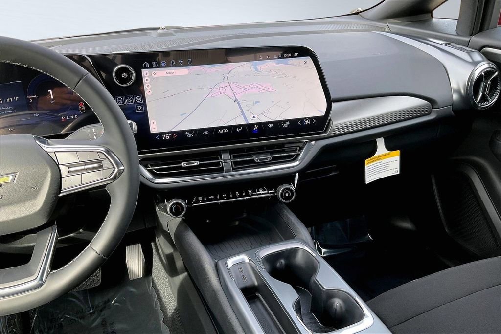 New 2026 Chevrolet Equinox EV LT w/ Comfort Package image 6