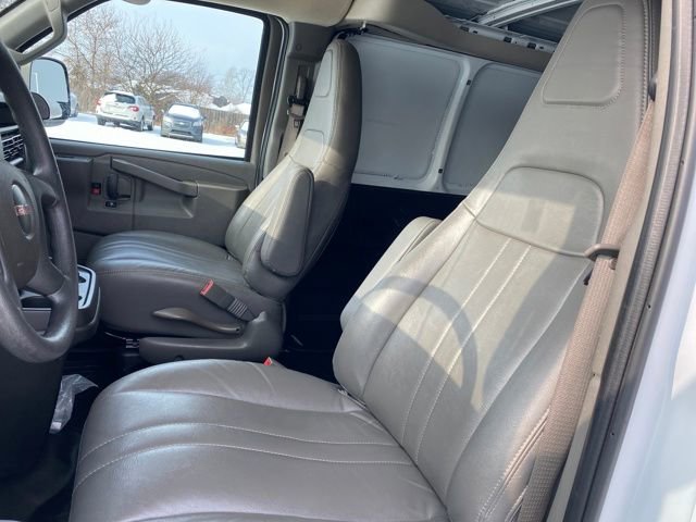 Certified 2024 GMC Savana 2500 Work Van w/ Driver Convenience Package image 13