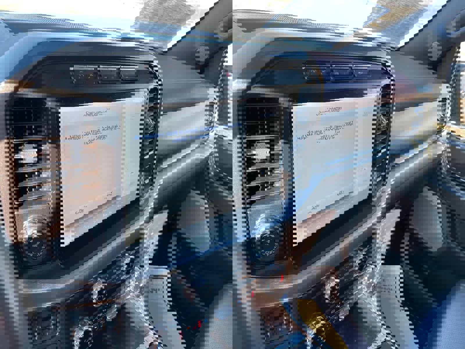 Certified 2023 Ford F150 Lariat w/ Equipment Group 502A High image 15