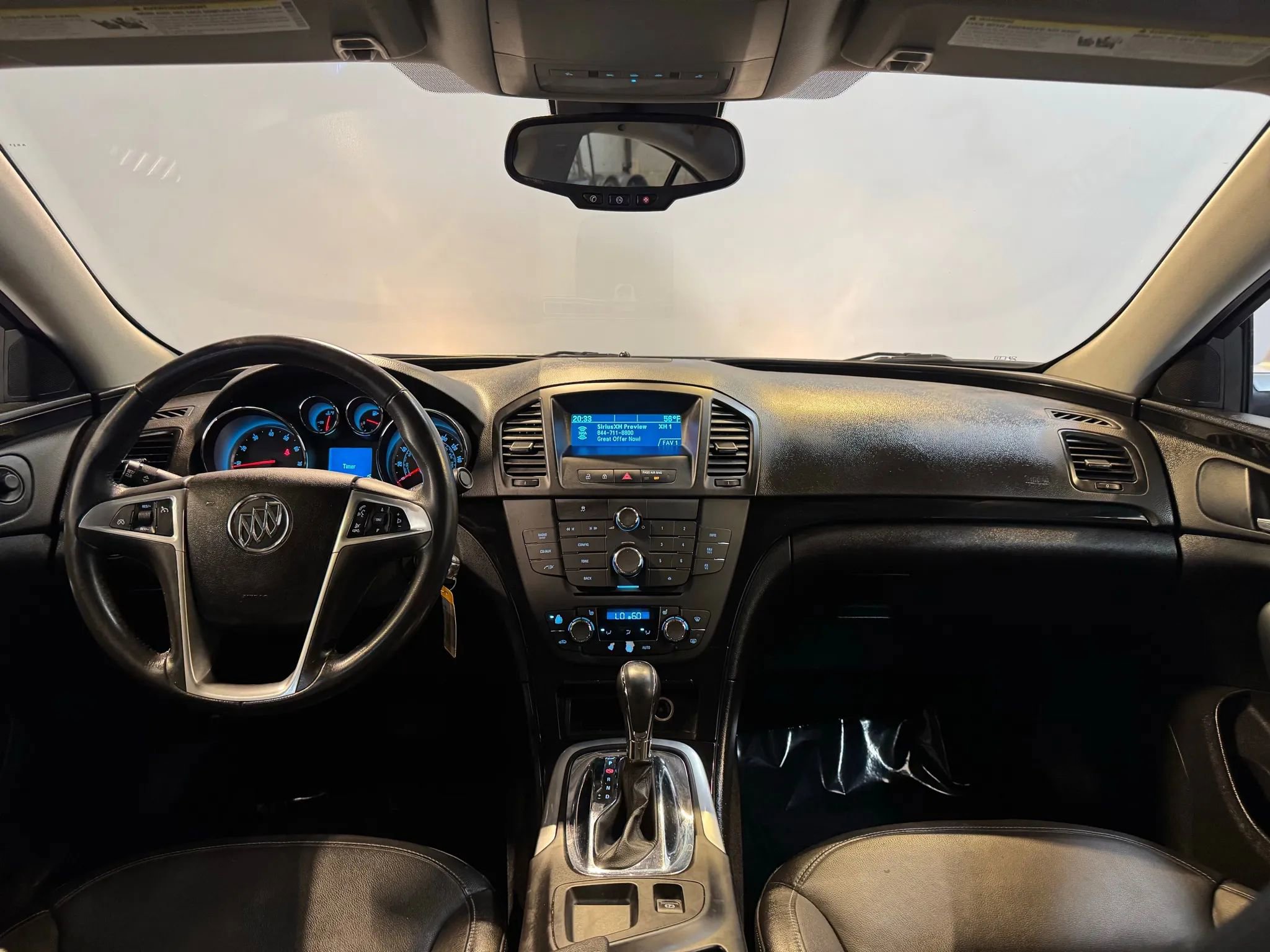 Used 2011 Buick Regal CXL image 10
