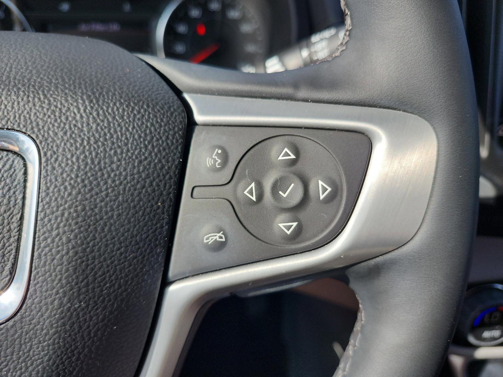 Certified 2024 GMC Terrain SLT image 24