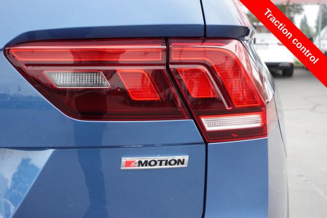 Used 2019 Volkswagen Tiguan SEL R-Line image 8