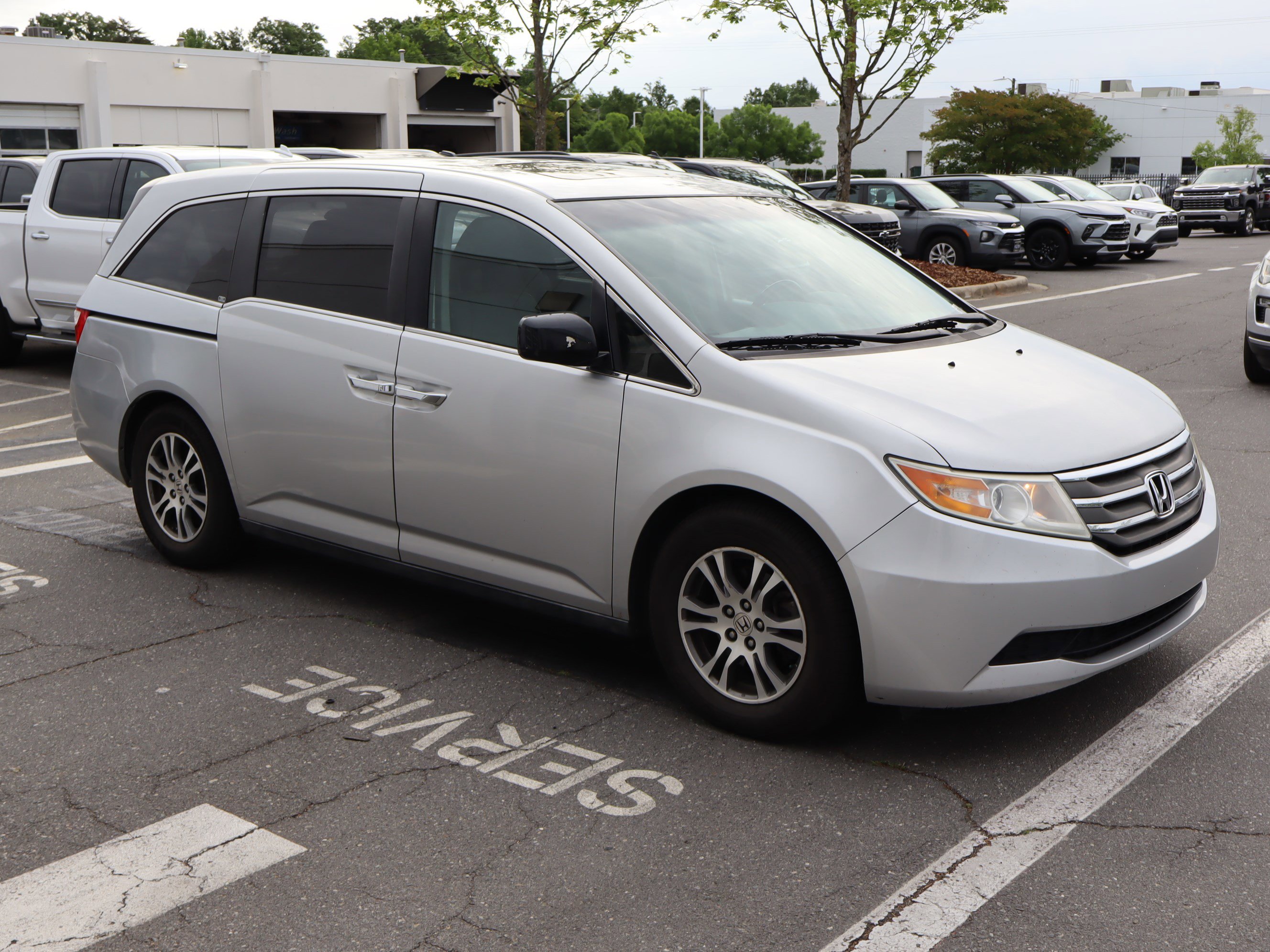 Used 2012 Honda Odyssey EX-L image 2