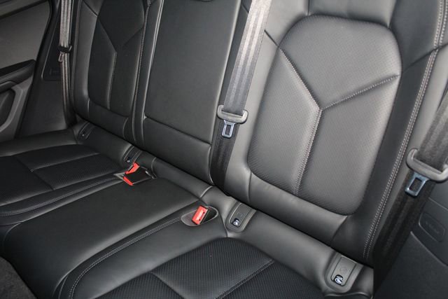 New 2026 Porsche Macan GTS image 22