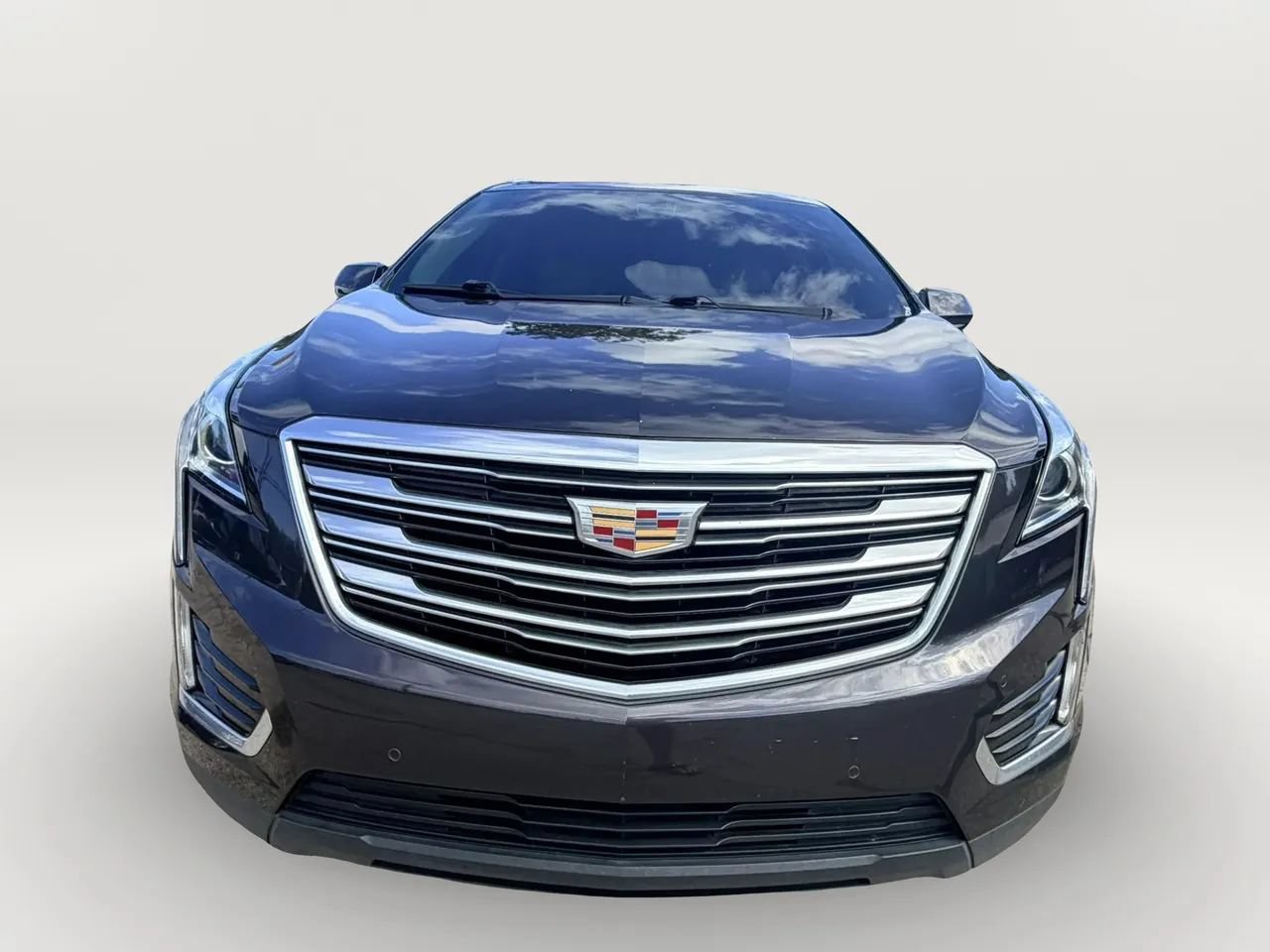 Used 2017 Cadillac XT5 Luxury w/ Driver Awareness Package FWD image 5