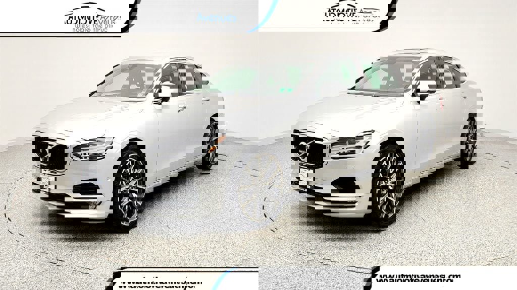 Used 2018 Volvo S90 T5 Momentum w/ Convenience Package image 1