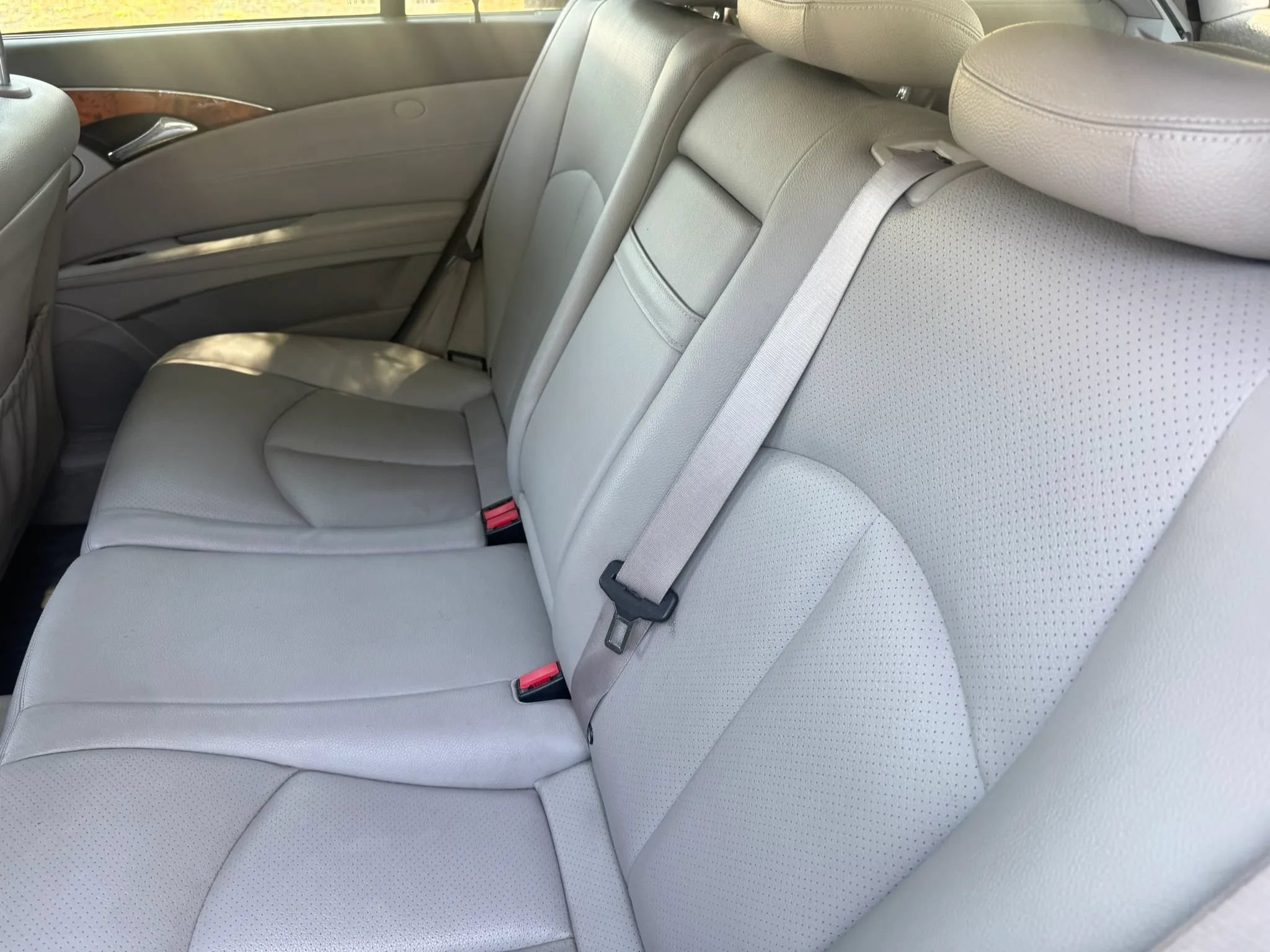 Used 2006 Mercedes-Benz E 350 4MATIC Wagon image 19
