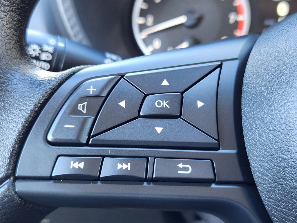 Used 2025 Nissan Sentra S image 18