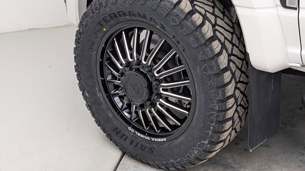 Used 2026 Ford F450 Lariat w/ Lariat Premium Package image 5