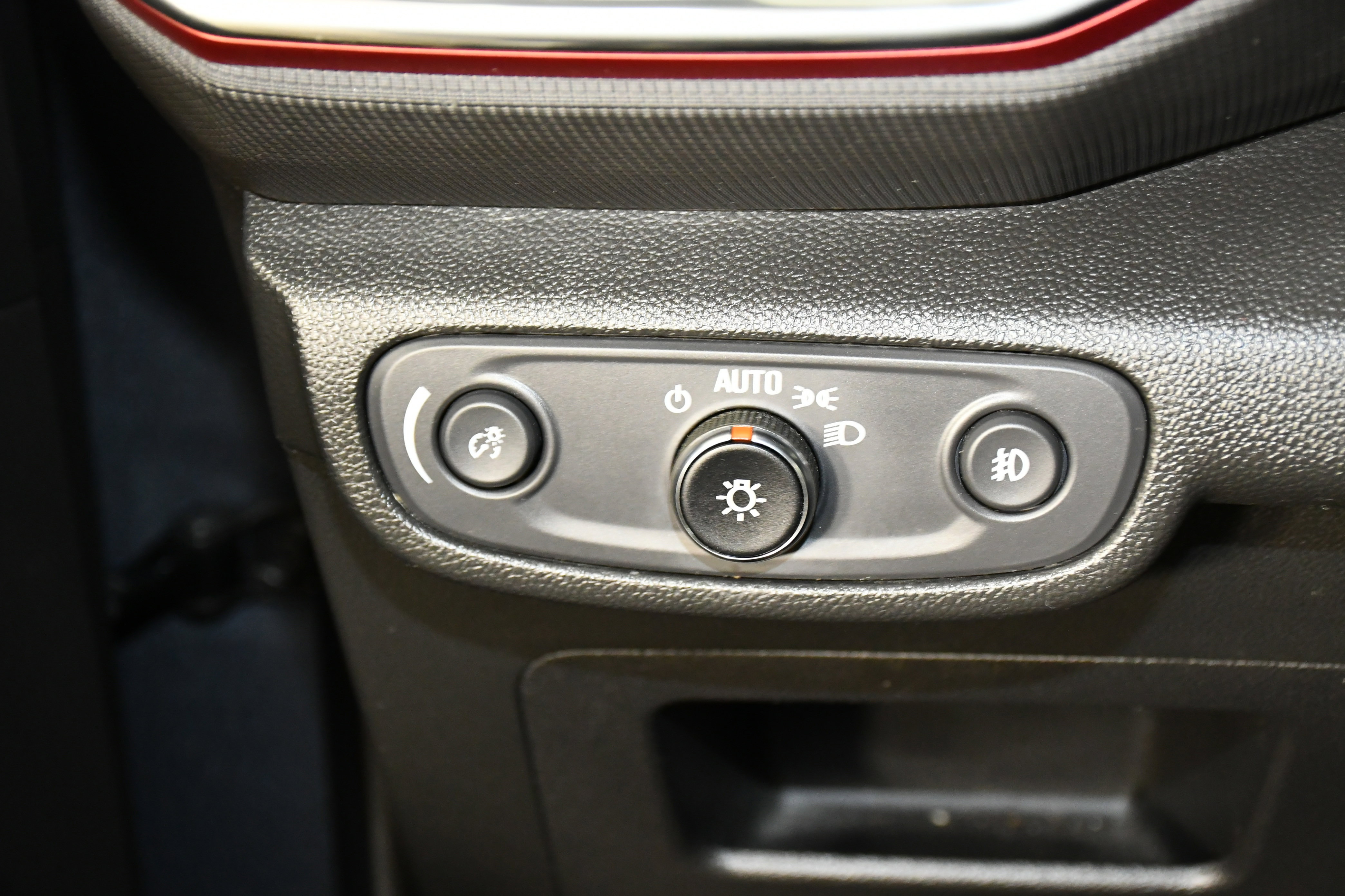 Used 2021 Chevrolet TrailBlazer RS w/ Sun and Liftgate Package image 35