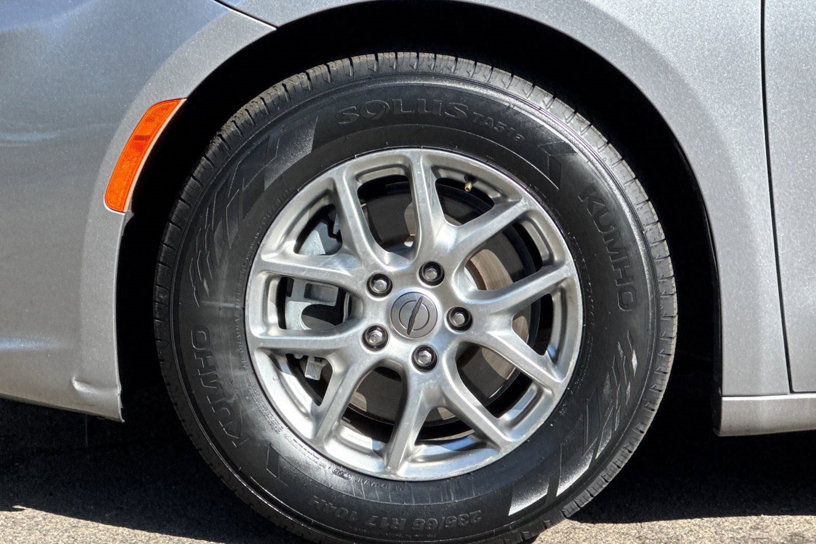 Used 2021 Chrysler Pacifica Touring image 25