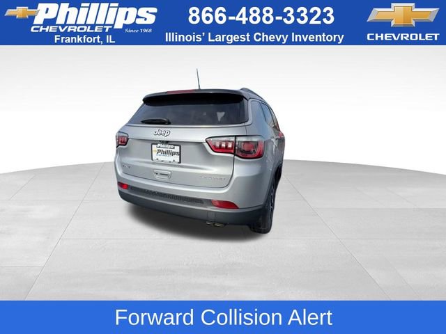 Used 2022 Jeep Compass Limited image 8