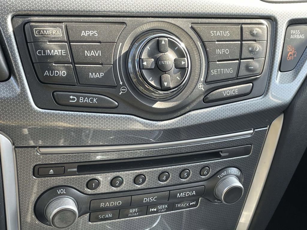 Used 2017 Nissan Pathfinder SL w/ SL Tech Package image 27