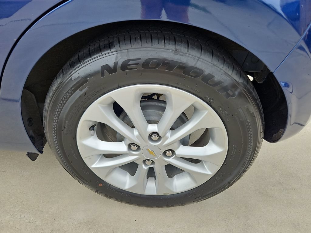 Used 2022 Chevrolet Spark LT FWD image 26
