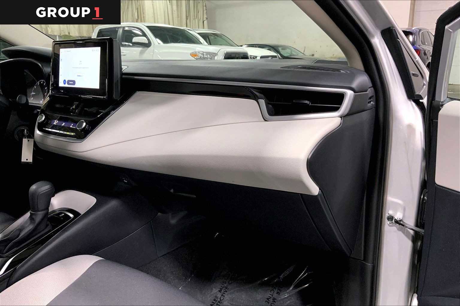 Certified 2025 Toyota Corolla LE FWD image 19