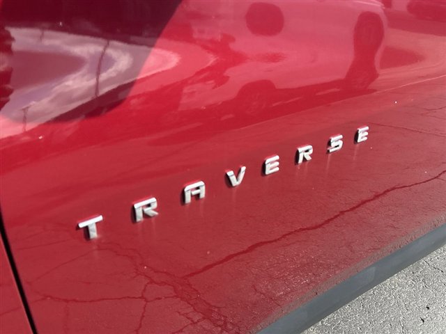 Used 2018 Chevrolet Traverse LT image 30