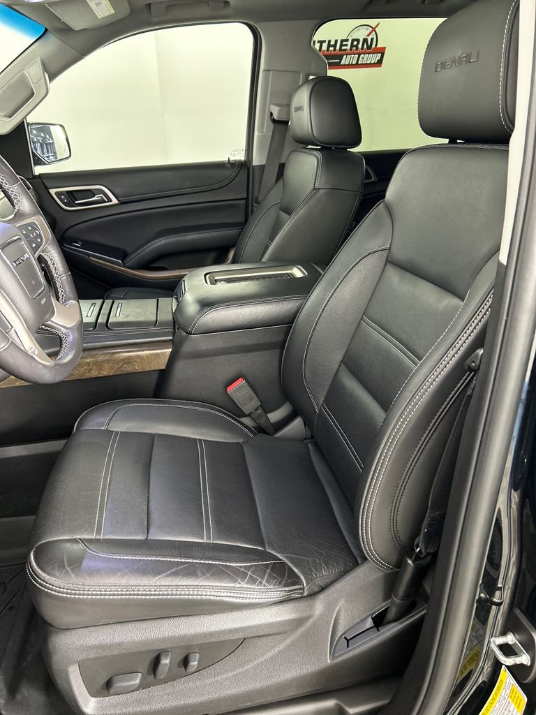 Used 2018 GMC Yukon Denali w/ Denali Ultimate Package image 12