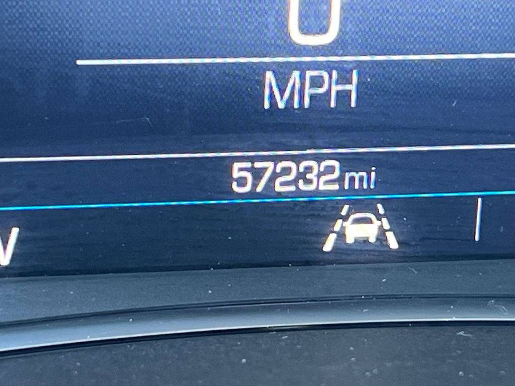 Used 2024 GMC Terrain SLE image 21