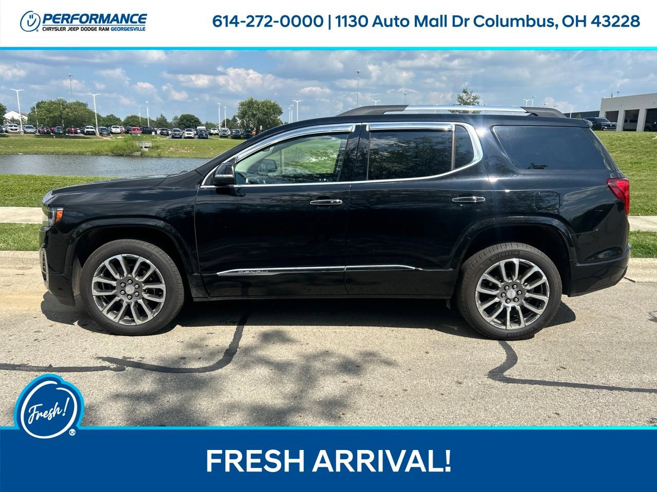 Used 2023 GMC Acadia Denali AWD/4WD image 7