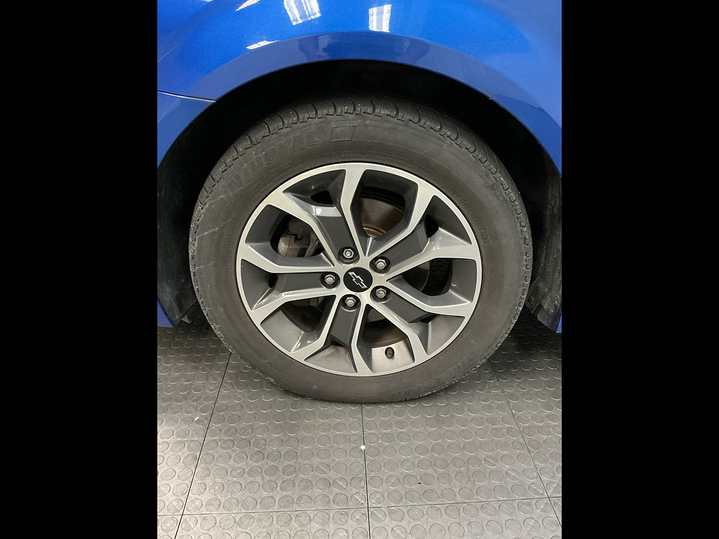 Used 2019 Chevrolet Sonic LT w/ Convenience Package FWD image 34