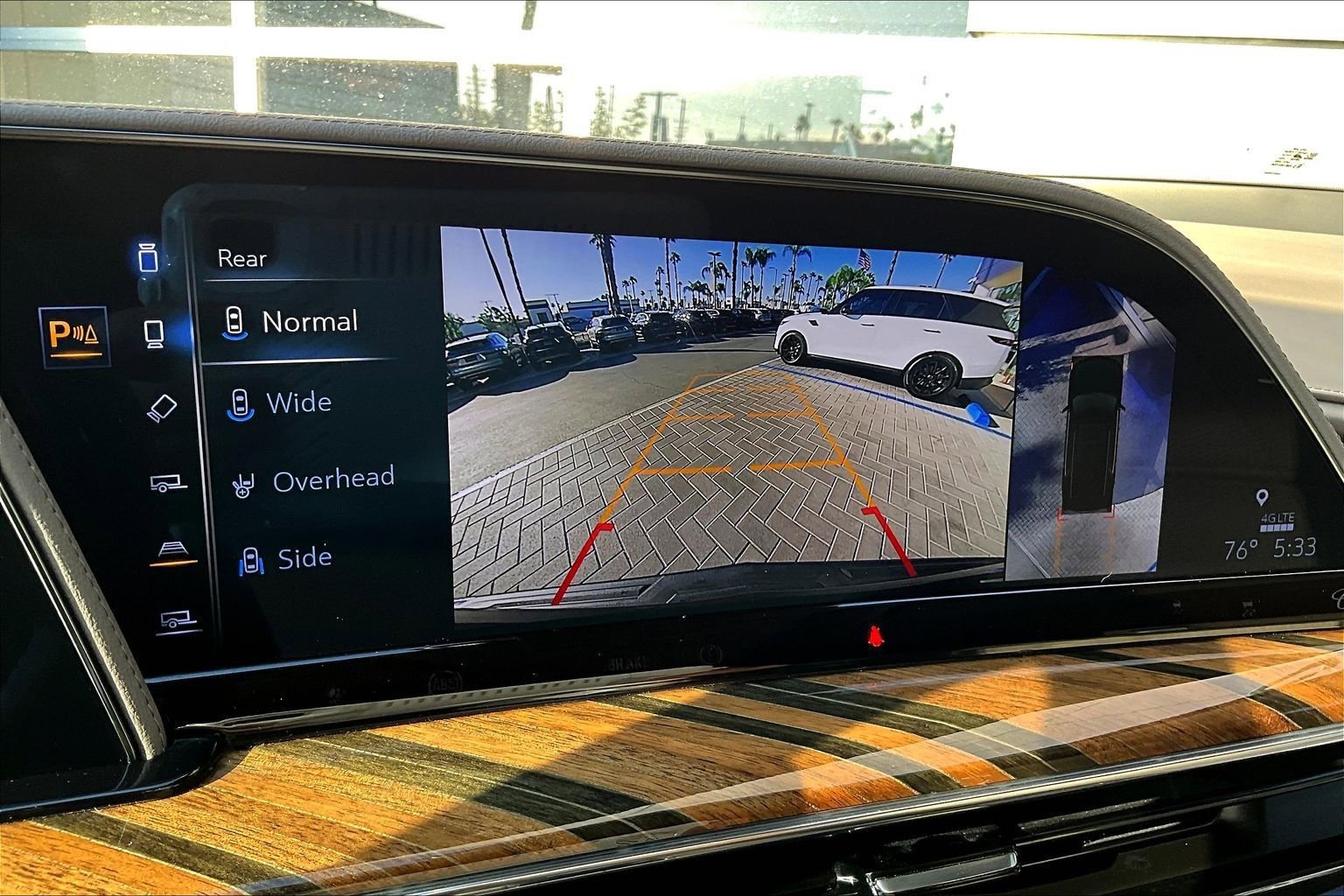 Used 2023 Cadillac Escalade Sport Platinum AWD/4WD image 21