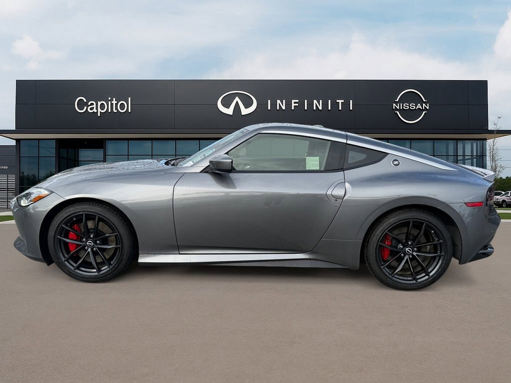 Used 2024 Nissan Z Performance w/ Floor Mat Package image 9