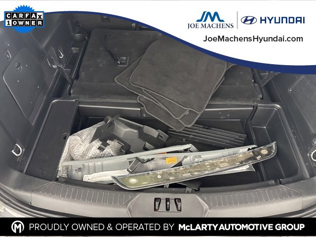 Used 2023 Ford Explorer XLT image 29