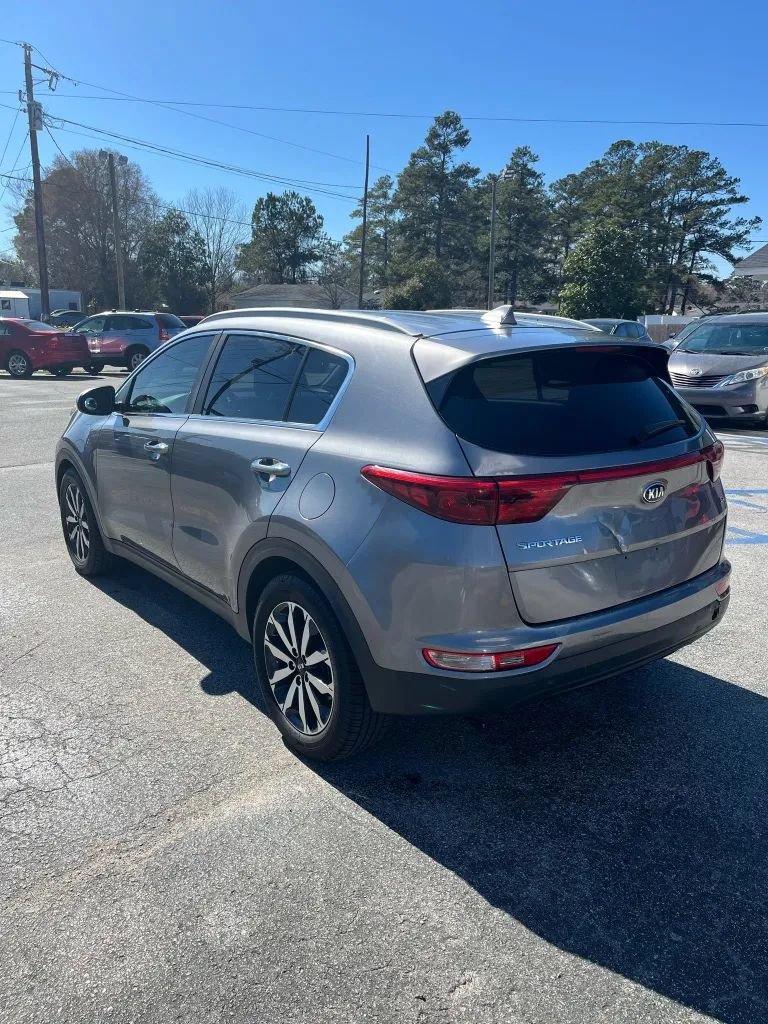 Used 2017 Kia Sportage EX FWD image 5