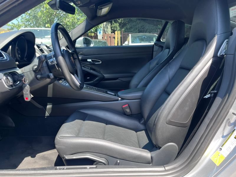 Used 2017 Porsche 718 Cayman RWD image 11