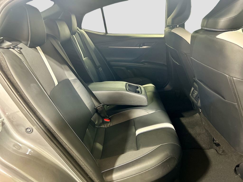 Used 2025 Toyota Camry SE FWD image 23