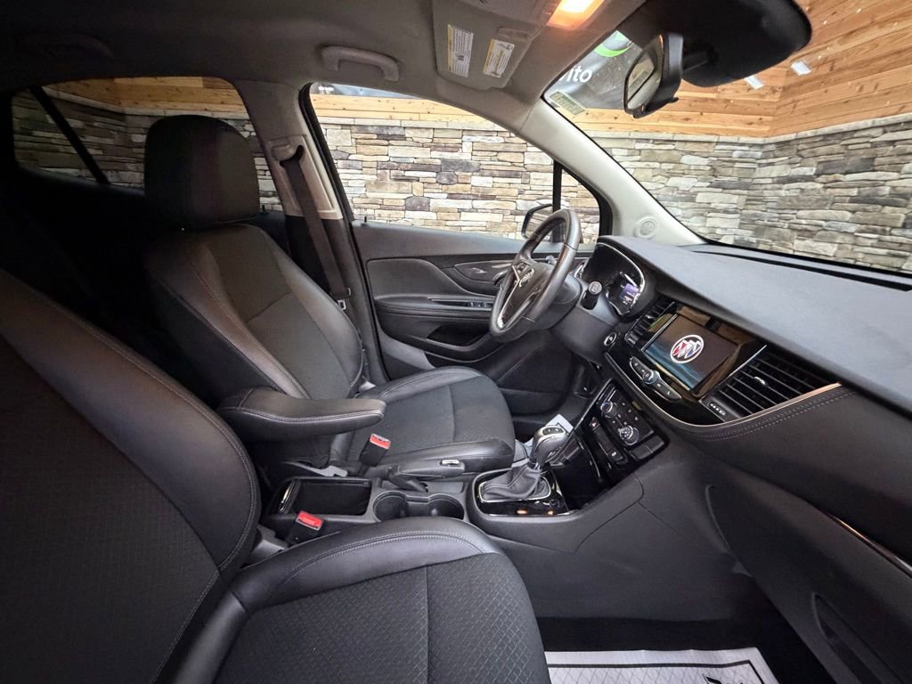 Used 2022 Buick Encore Preferred w/ Safety Package AWD/4WD image 14