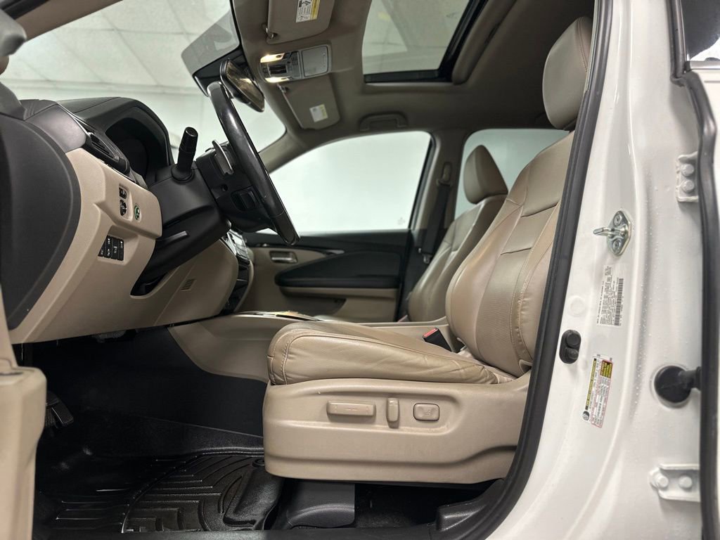 Used 2020 Honda Ridgeline RTL-E image 17