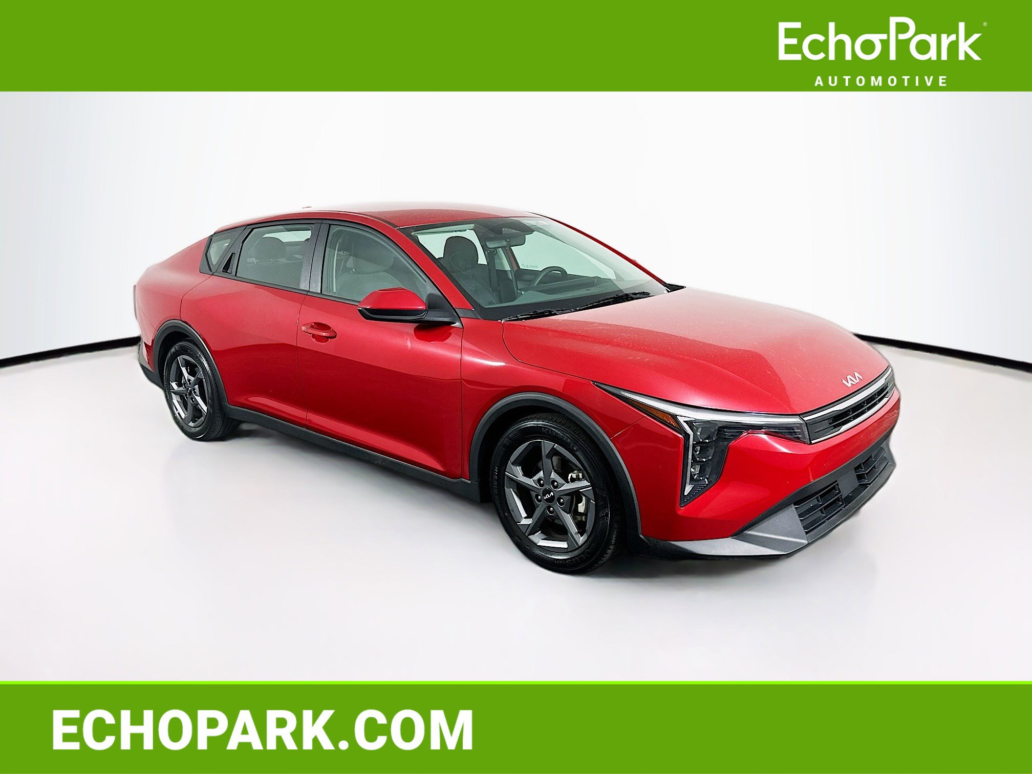 Used 2025 Kia K4 LXS image 1