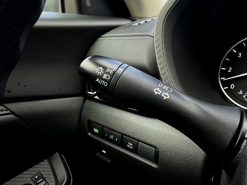 Used 2024 Nissan Sentra SV image 16