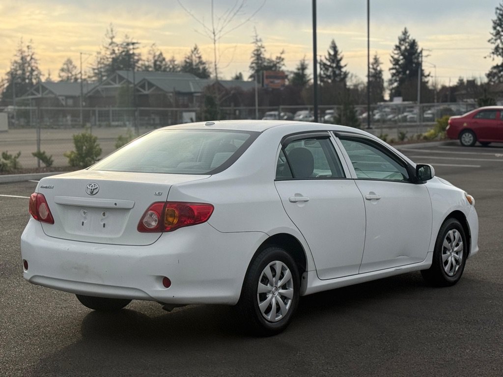 Used 2010 Toyota Corolla FWD image 5