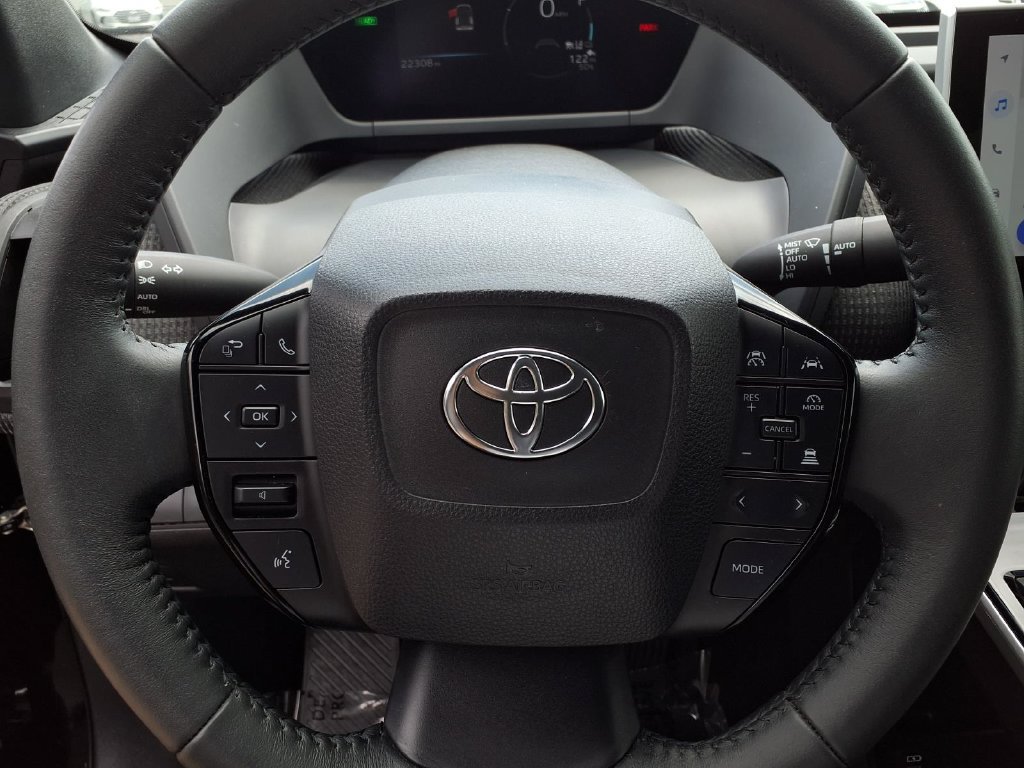 Certified 2023 Toyota bZ4X AWD image 15
