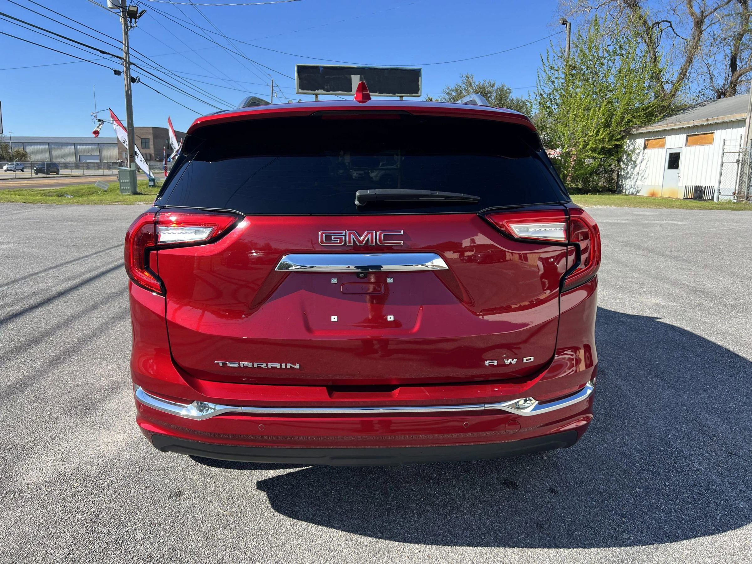 Used 2024 GMC Terrain Denali w/ Denali Premium Package image 7