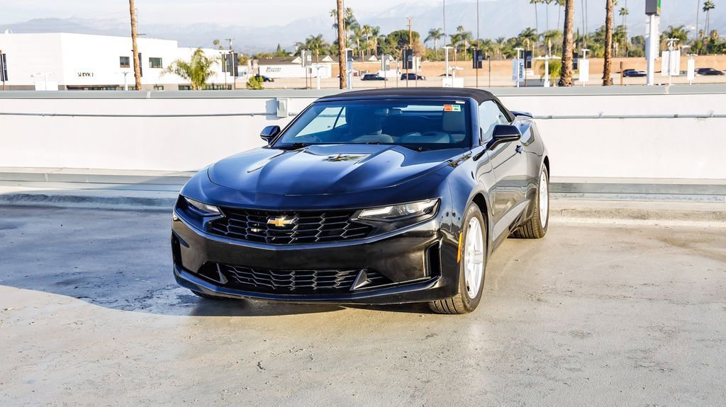 Used 2022 Chevrolet Camaro LT image 4