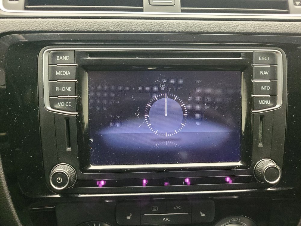 Used 2016 Volkswagen Jetta SEL w/ Lighting Package image 25