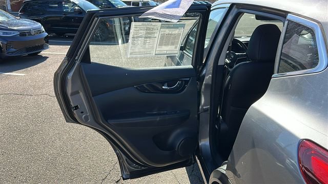 Certified 2017 Nissan Rogue Sport SL w/ SL Premium Package AWD/4WD image 22