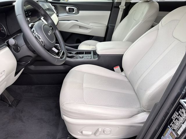 Used 2022 Kia Sorento S w/ Panoramic Sunroof Package image 19