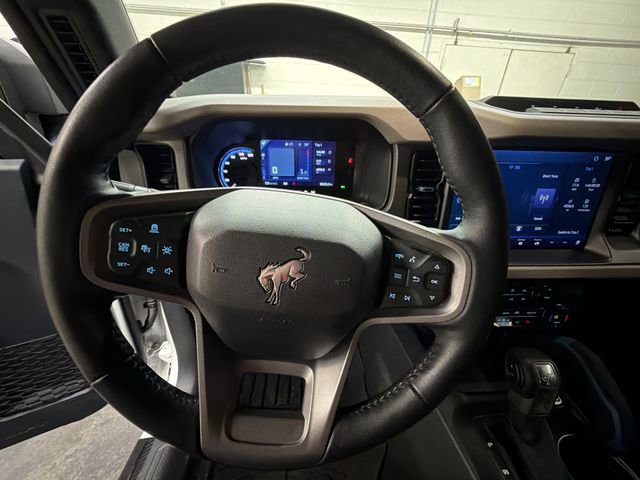 Used 2024 Ford Bronco Wildtrak image 13